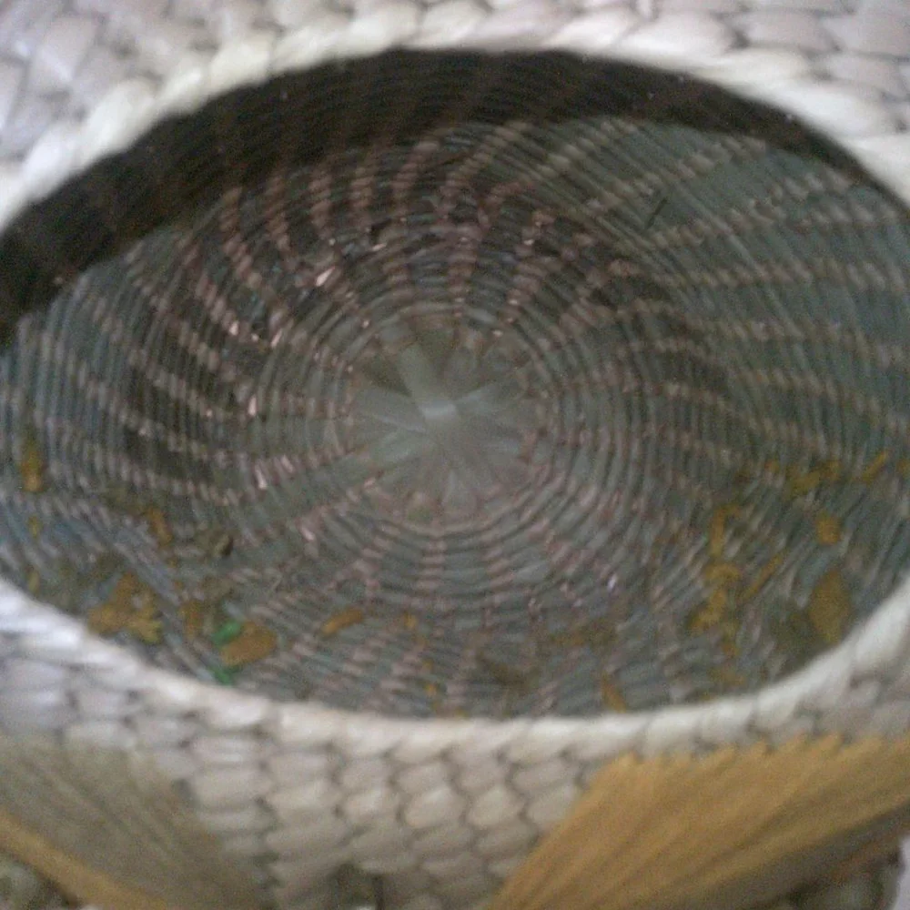 Handbag: Vintage Retro Straw Woven with Yarn
